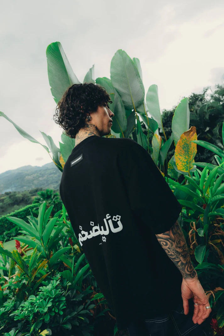 Camiseta Apotheosis - Negro