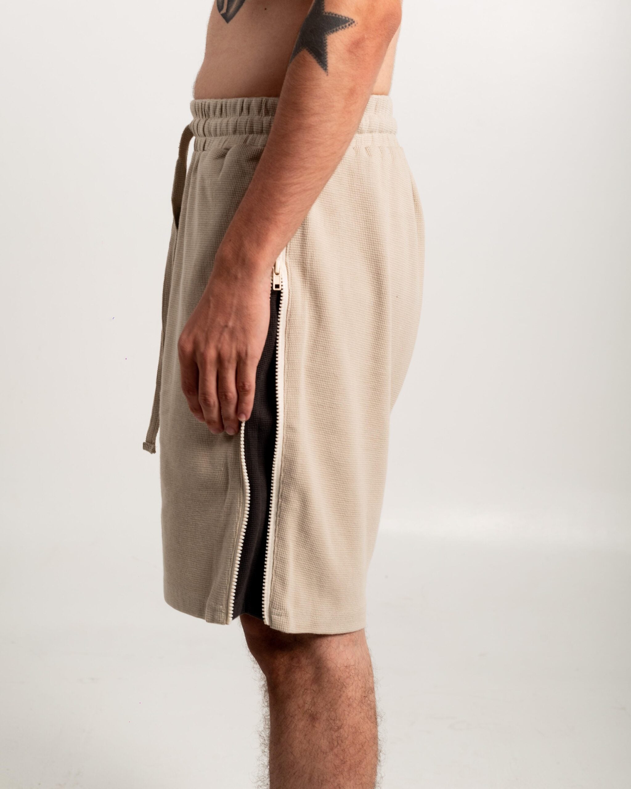 Zipper Shorts Beige